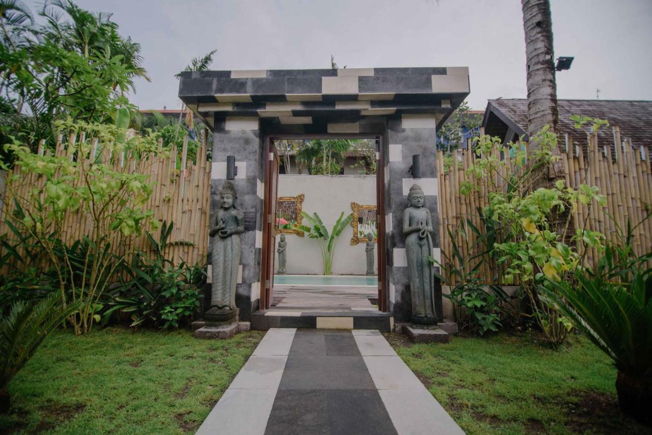 The Secret Jungle Villas Seminyak Екстер'єр фото